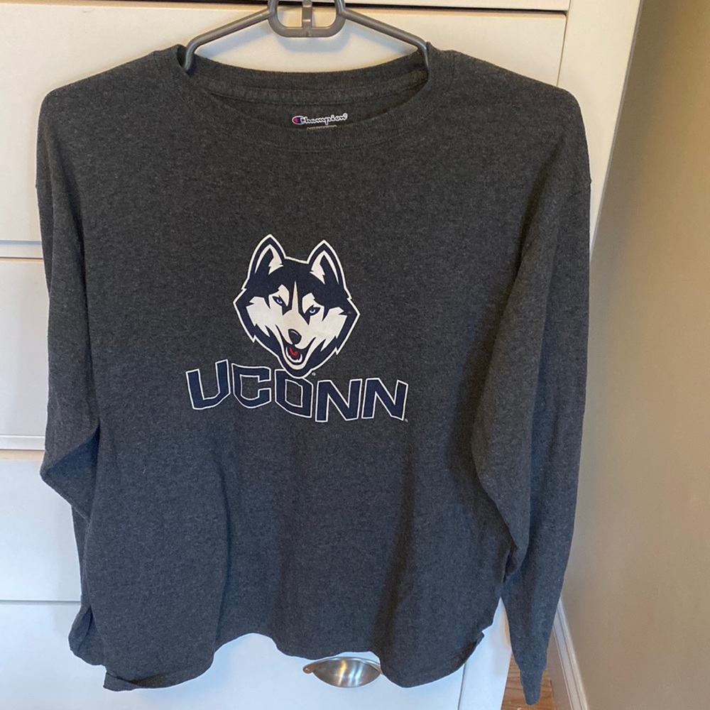 UCONN college long sleeve